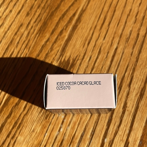 Mary Kay cream eye color shade: Iced Cocoa - Picture 4 of 7